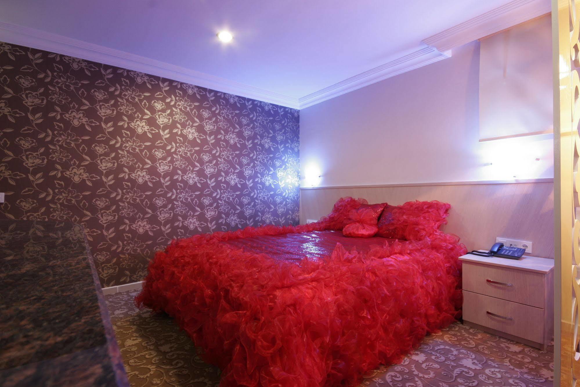 Berrak Su Hotel Αττάλεια Εξωτερικό φωτογραφία