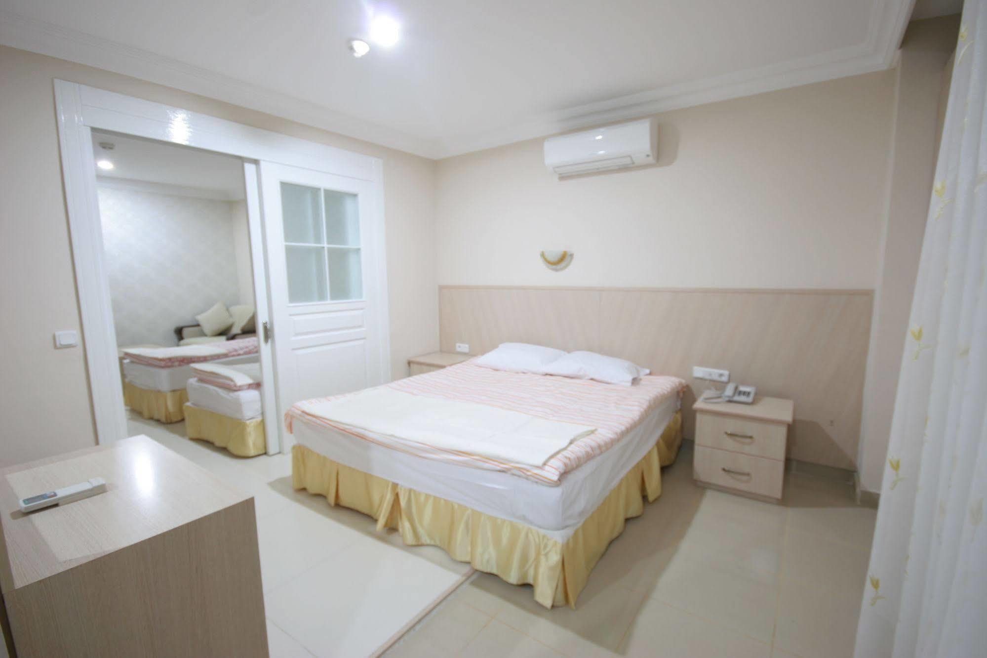 Berrak Su Hotel Αττάλεια Εξωτερικό φωτογραφία