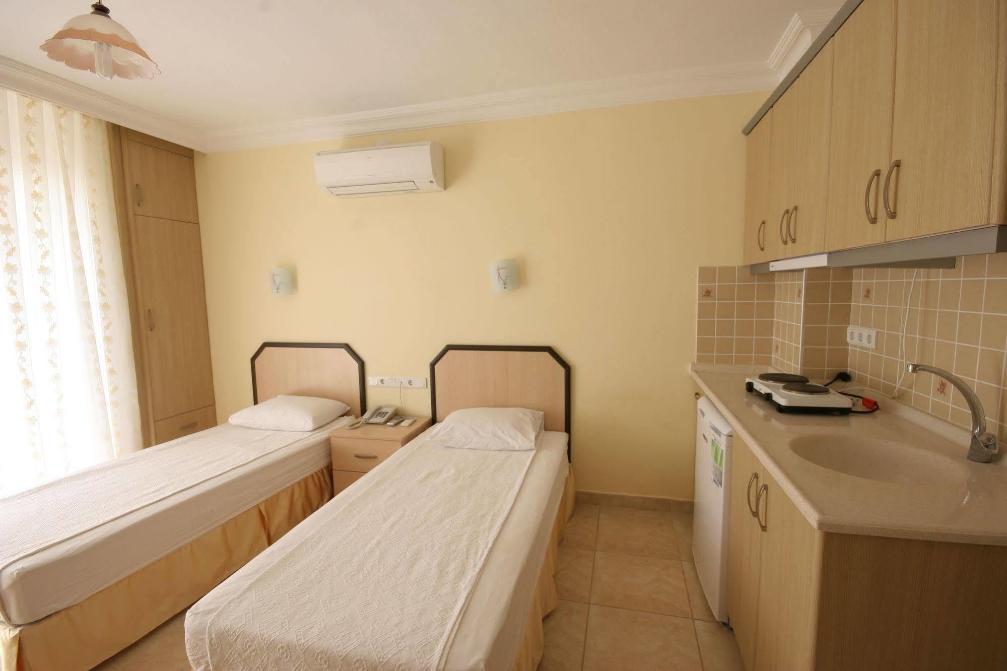 Berrak Su Hotel Αττάλεια Εξωτερικό φωτογραφία